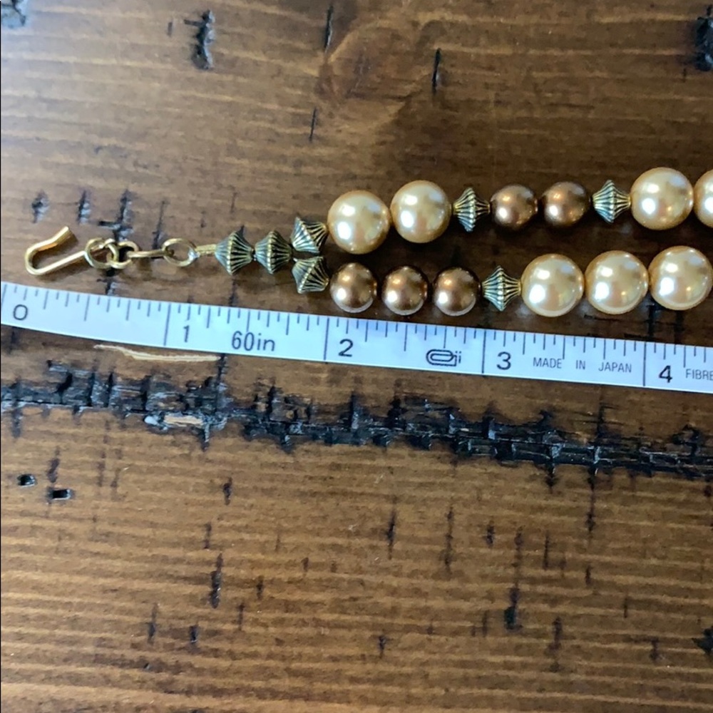 Beaded faux Pearl Necklace - Picture 5 of 6